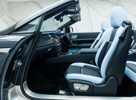 Rolls-Royce Dawn Black Badge 17