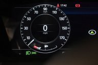 Land Rover Range Rover Velar 3.0 Range Rover Velar SE D300 Auto 4WD 5dr 18