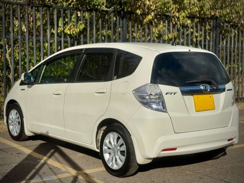 Honda Jazz 1.3h IMA HX Hatchback 5dr Petrol Hybrid CVT Euro 5 (102 ps) 32