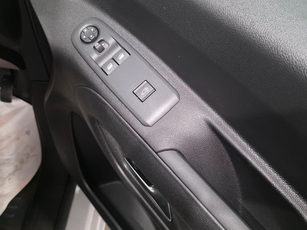 Fiat Doblo Doblo L1 1.5 MultiJet 100 H1 Van Plus 25