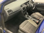 Volkswagen Golf 2.0 Golf R DSG 4WD 5dr 3