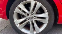 Vauxhall Zafira 1.4i Turbo SRi MPV 5dr Petrol Auto Euro 6 (140 ps) 8