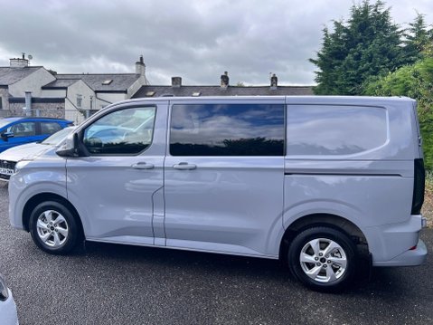 Ford Transit Custom 2.5 320 Duratec 11.8kWh Limited Crew Van Auto L1 H1 Euro 6 5dr 4