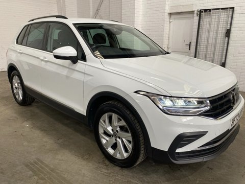 Volkswagen Tiguan LIFE TSI DSG 3