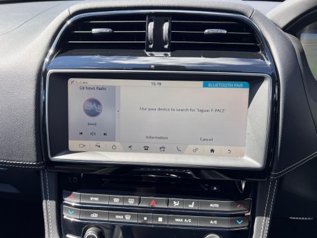 Jaguar F-Pace 2.0 D180 Chequered Flag Auto AWD Euro 6 (s/s) 5dr 75