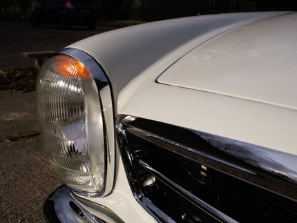 Mercedes-Benz W113 230SL 19