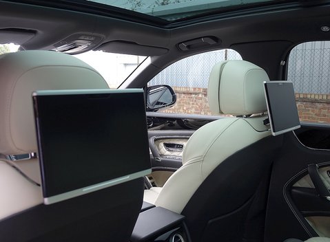 Bentley Bentayga 15