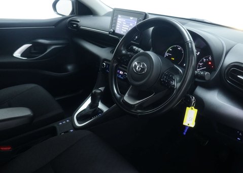 Toyota Yaris 1.5 Yaris Icon HEV CVT 5dr 39