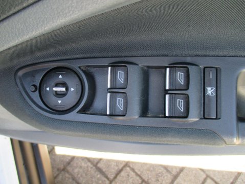 Ford C-Max 1.6 Zetec Euro 5 5dr 40