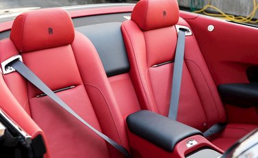 Rolls-Royce Dawn 24