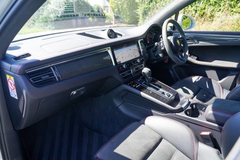 Porsche Macan GTS PDK 8