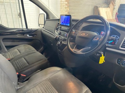 Ford Transit Custom 300 LIMITED P/V ECOBLUE 11