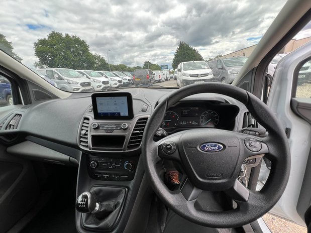Ford Transit Connect LWB L2H1 Low Roof Trend Sensors Cam EURO 6 NO VAT 42