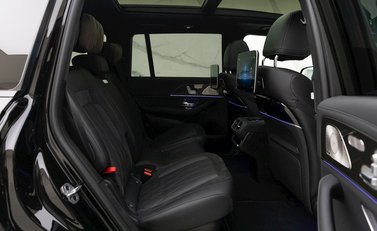 Mercedes-Benz GLS 63 Night Edition Executive 13