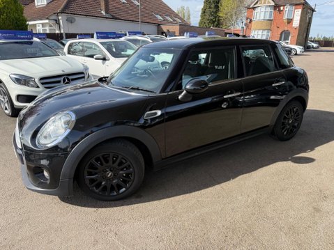 Mini Hatch 1.5 Cooper D Auto Euro 6 (s/s) 5dr 2