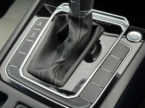 Volkswagen Arteon 1.5 TSI EVO R-Line Fastback DSG Euro 6 (s/s) 5dr 33