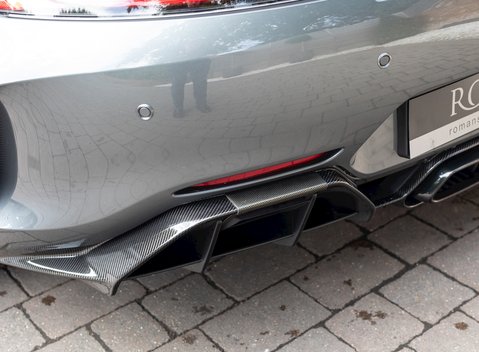 Mercedes-Benz Amg GT GT R 32