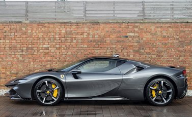 Ferrari SF90 Stradale 2