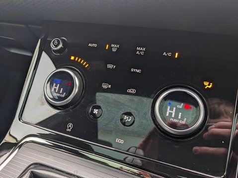 Land Rover Range Rover Evoque R-DYNAMIC S 28