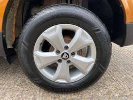 Dacia Duster 1.6 Duster Comfort SCe 4x2 5dr 14