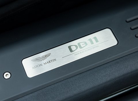 Aston Martin DB11 V8 VOLANTE 26
