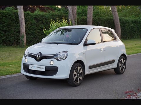 Renault Twingo 1.0 SCe Play Euro 6 5dr 3