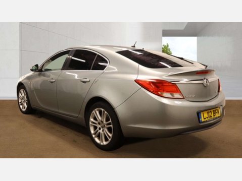 Vauxhall Insignia 2.0 CDTi ecoFLEX Exclusiv Hatchback 5dr Diesel Manual Euro 5 (s/s) (160 ps) 4