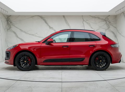 Porsche Macan GTS 5