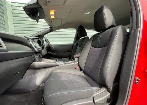 Nissan LEAF ACENTA 10