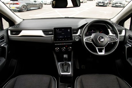 Renault Captur TECHNO E-TECH