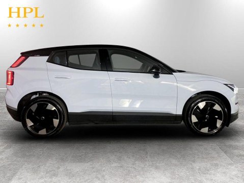Volvo Ex30 Twin Performance 69kWh Plus SUV 5dr Electric Auto AWD (428 ps) Air Con - Al 8