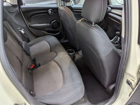 Mini Hatch 1.5 Cooper Classic 5dr 60