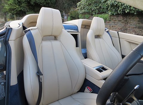 Aston Martin V8 Vantage Roadster 10