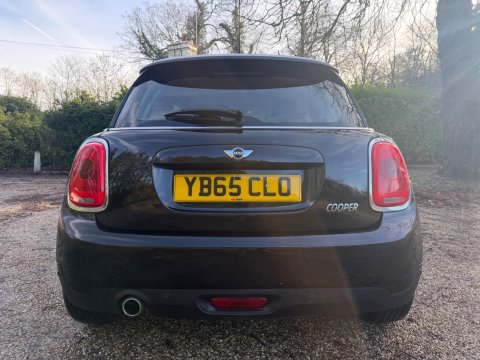 Mini Hatch 1.5 Cooper Auto Euro 6 (s/s) 3dr 5