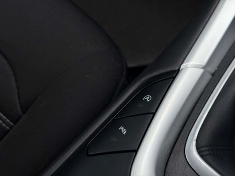 Ford Mondeo 1.5 TDCi ECOnetic Zetec Euro 6 (s/s) 5dr 64