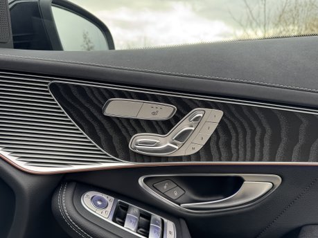 Mercedes-Benz EQC EQC 400 4M AMG Line Premium Plus Electric Auto 80KWH SUNROOF/HEADS UP/NAV 1