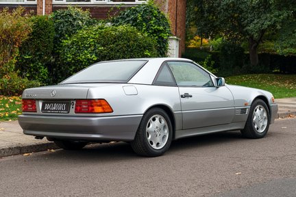 Mercedes-Benz SL Series SL500 3