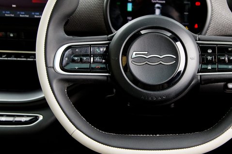 Fiat 500e LA PRIMA 20