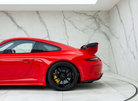 Porsche 911 GT3 (991.2) 34