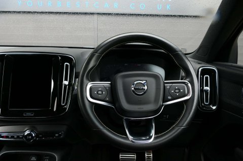 Volvo XC40 2.0 XC40 R-Design Pro B4 MHEV AWD Auto 4WD 5dr 6