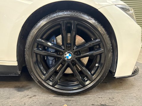 BMW 3 Series 2.0 320i M Sport Shadow Edition Auto Euro 6 (s/s) 4dr 54