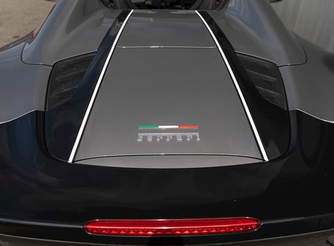 Ferrari 488 Spider 32