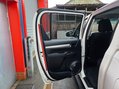 Toyota Hilux INVINCIBLE 4WD D-4D DCB AUTO 22