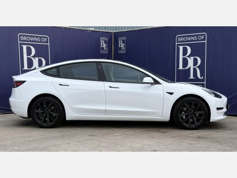 Tesla Model 3 Saloon 4dr Electric Auto RWD (241 bhp) 3