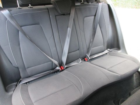 Ford Focus 1.0T EcoBoost Titanium Euro 6 (s/s) 5dr 33
