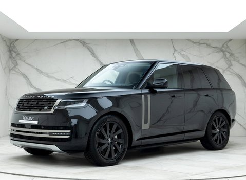 Land Rover Range Rover D300 SE 6