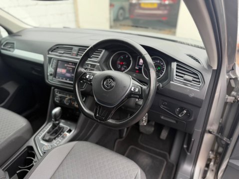 Volkswagen Tiguan 2.0 TDI SE Navigation DSG 4Motion Euro 6 (s/s) 5dr 2