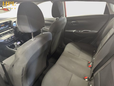 Hyundai BAYON 1.0 T-GDi Advance SUV 5dr Petrol DCT Euro 6 (s/s) (100 ps) Air Con - Alloys 20