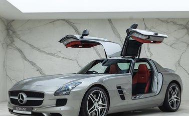 Mercedes-Benz SLS AMG 7