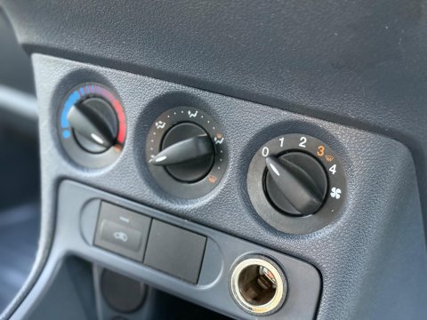 Ford Transit Connect 1.8 TDCi T200 L1 H1 4dr 16